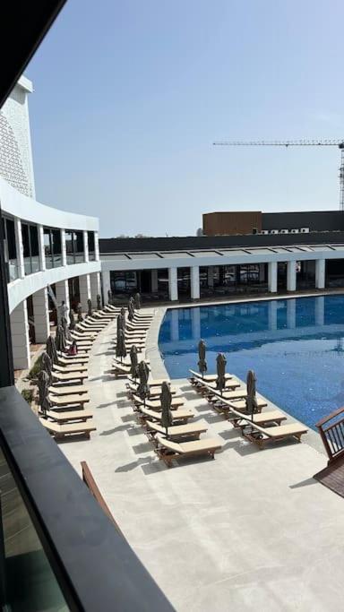 Grand Sapphire Resort Long Beach Trikomo ภายนอก รูปภาพ